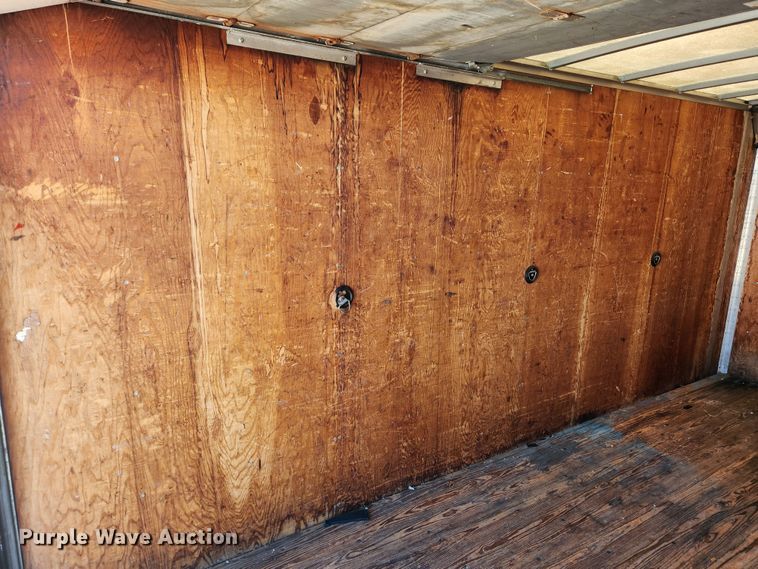 image for item KT9405 1996 Isuzu NPR  delivery truck