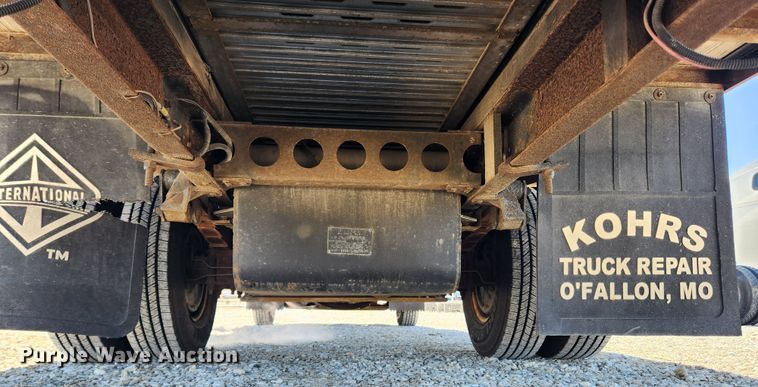 image for item KT9405 1996 Isuzu NPR  delivery truck