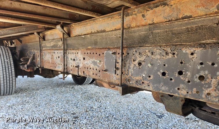 image for item KT9405 1996 Isuzu NPR  delivery truck