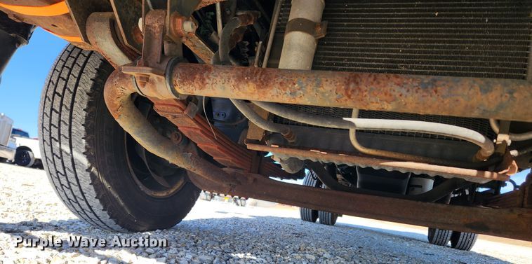 image for item KT9405 1996 Isuzu NPR  delivery truck