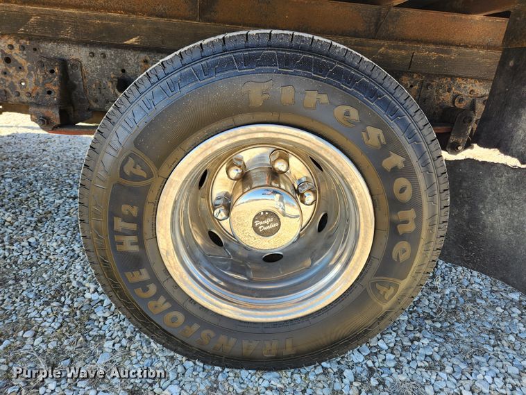 image for item KT9405 1996 Isuzu NPR  delivery truck