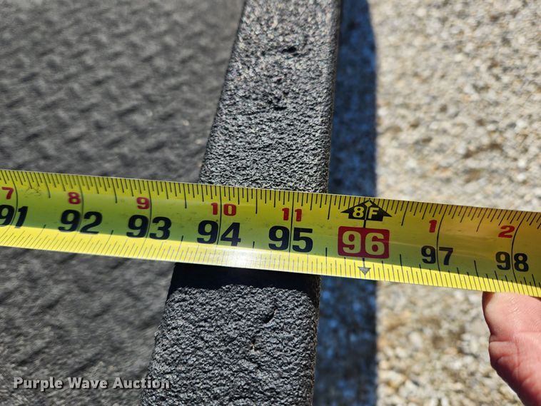 image for item KT9406 2011 Dodge Ram 3500HD  flatbed pickup truck