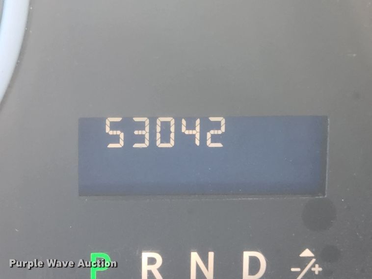 image for item KT9406 2011 Dodge Ram 3500HD  flatbed pickup truck