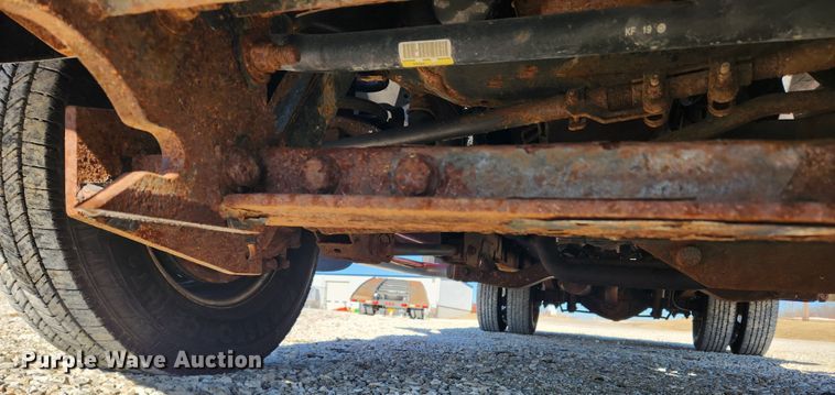 image for item KT9406 2011 Dodge Ram 3500HD  flatbed pickup truck