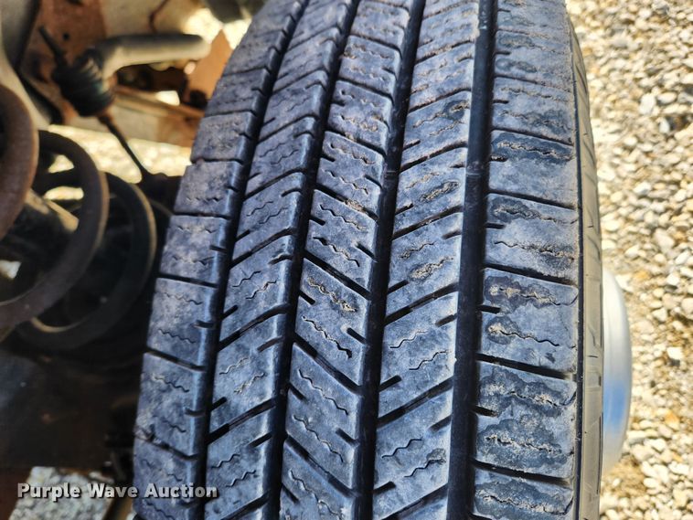 image for item KT9406 2011 Dodge Ram 3500HD  flatbed pickup truck