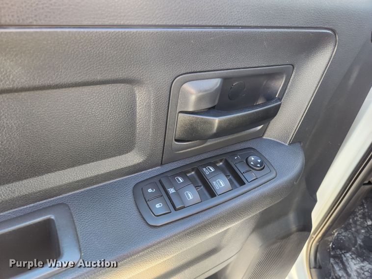 image for item KT9407 2012 Dodge Ram 2500HD  Crew Cab pickup truck