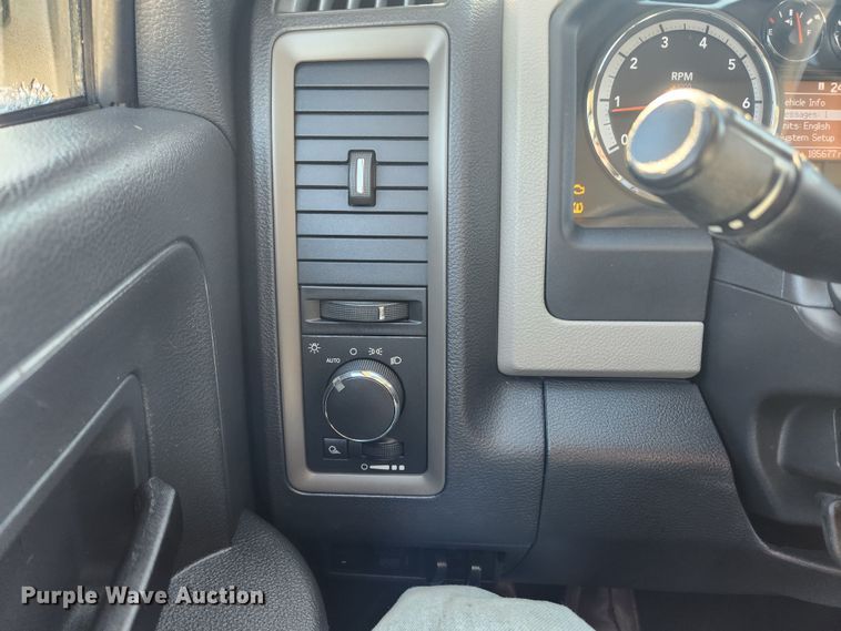 image for item KT9407 2012 Dodge Ram 2500HD  Crew Cab pickup truck