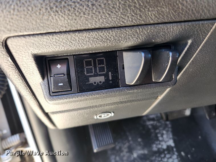 image for item KT9407 2012 Dodge Ram 2500HD  Crew Cab pickup truck