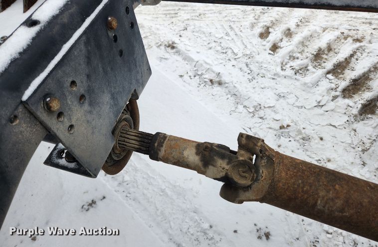 image for item KT9414 1995 Ford F700  truck cab and chassis