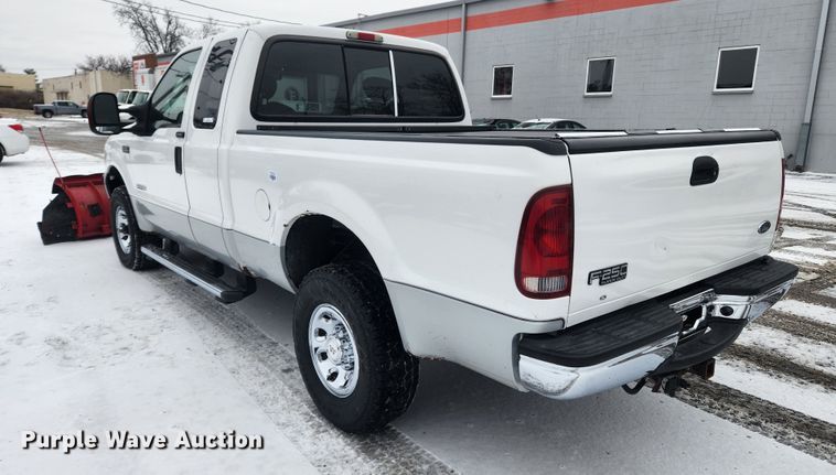 image for item KT9416 2004 Ford F250 Super Duty XLT  SuperCab pickup truck