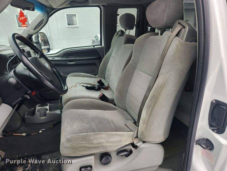 image for item KT9416 2004 Ford F250 Super Duty XLT  SuperCab pickup truck