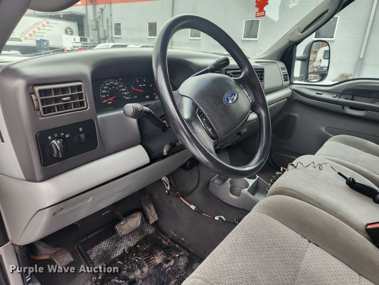 image for item KT9416 2004 Ford F250 Super Duty XLT  SuperCab pickup truck