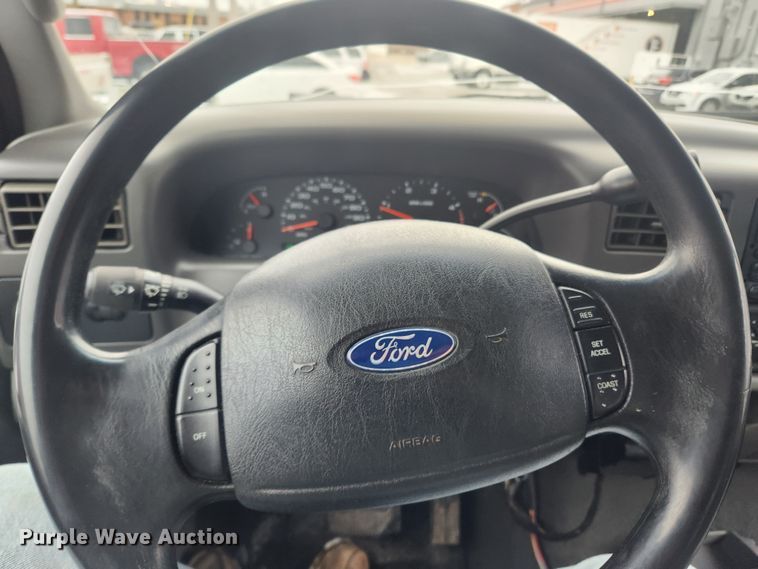 image for item KT9416 2004 Ford F250 Super Duty XLT  SuperCab pickup truck