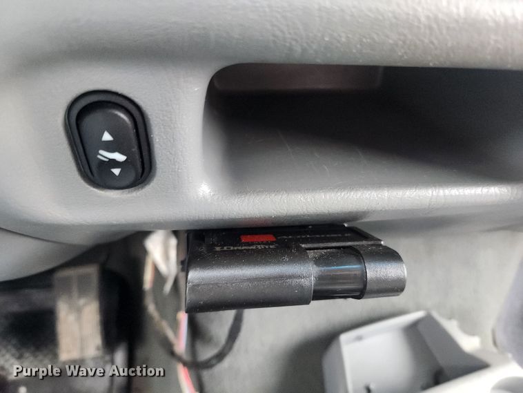 image for item KT9416 2004 Ford F250 Super Duty XLT  SuperCab pickup truck