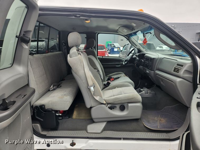 image for item KT9416 2004 Ford F250 Super Duty XLT  SuperCab pickup truck