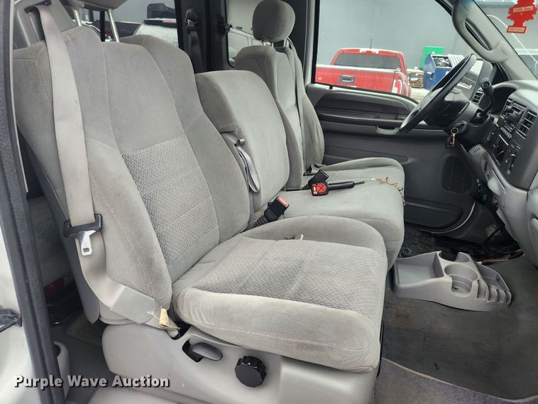 image for item KT9416 2004 Ford F250 Super Duty XLT  SuperCab pickup truck