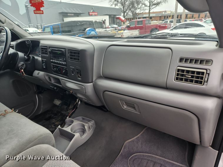 image for item KT9416 2004 Ford F250 Super Duty XLT  SuperCab pickup truck