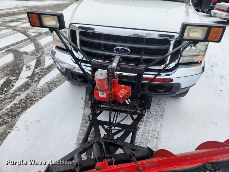 image for item KT9416 2004 Ford F250 Super Duty XLT  SuperCab pickup truck