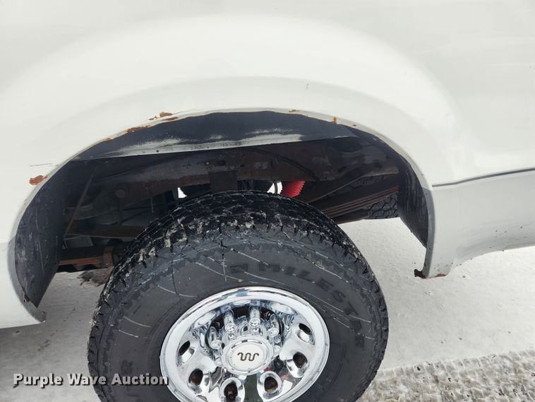image for item KT9416 2004 Ford F250 Super Duty XLT  SuperCab pickup truck