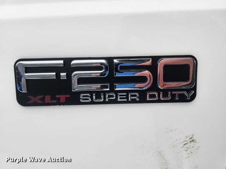 image for item KT9416 2004 Ford F250 Super Duty XLT  SuperCab pickup truck