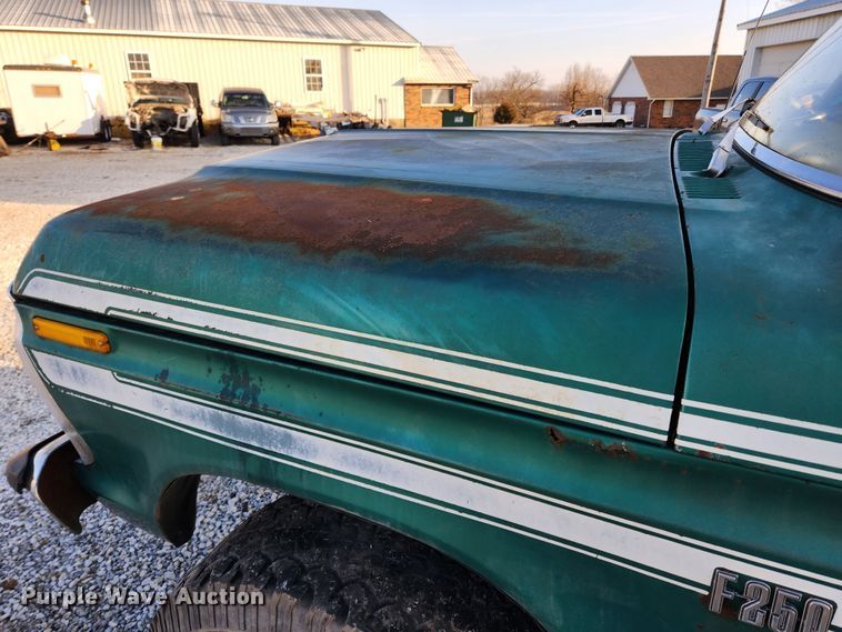 image for item KT9448 1976 Ford F250  pickup truck