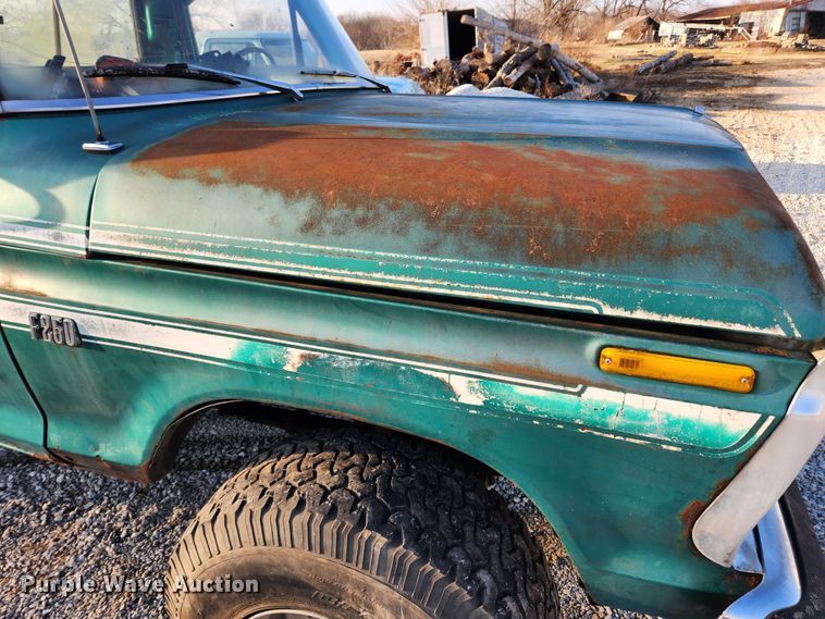 image for item KT9448 1976 Ford F250  pickup truck