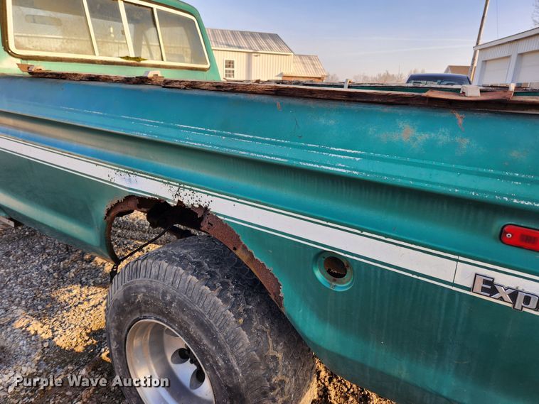 image for item KT9448 1976 Ford F250  pickup truck