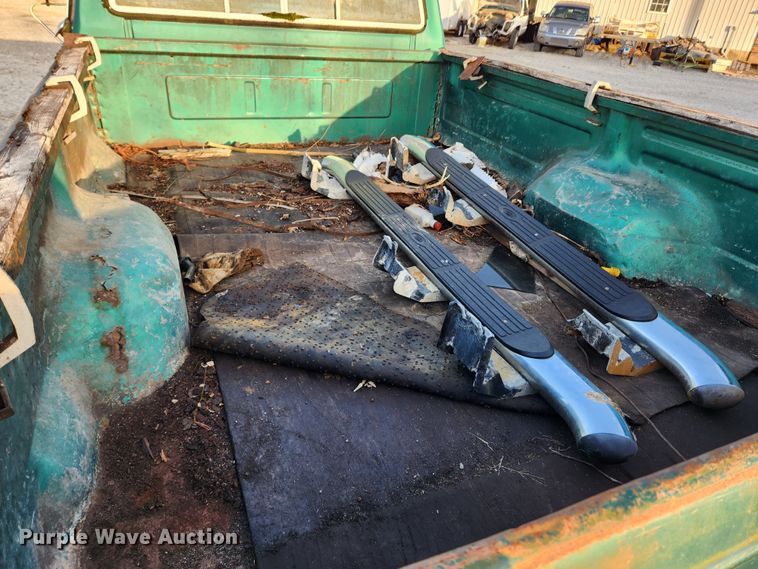 image for item KT9448 1976 Ford F250  pickup truck