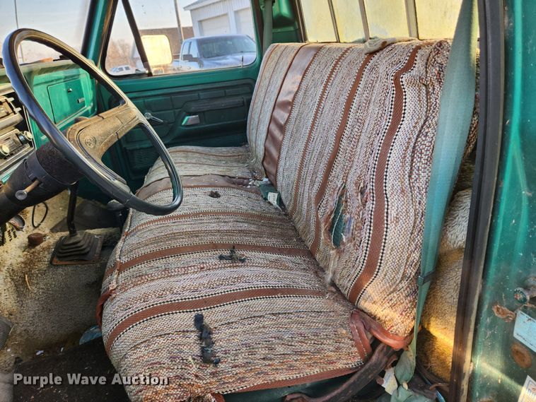 image for item KT9448 1976 Ford F250  pickup truck