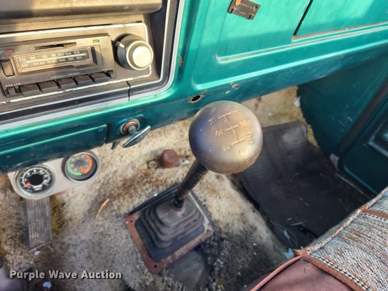 image for item KT9448 1976 Ford F250  pickup truck