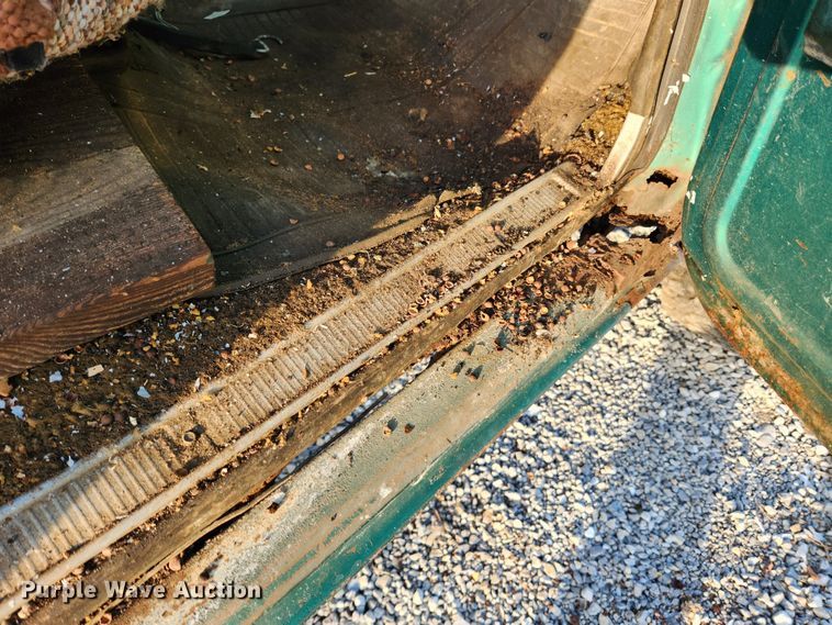 image for item KT9448 1976 Ford F250  pickup truck