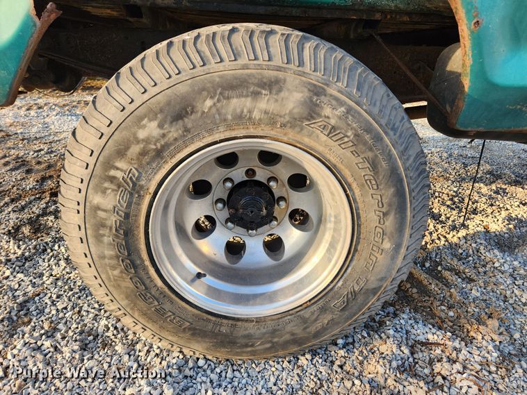 image for item KT9448 1976 Ford F250  pickup truck