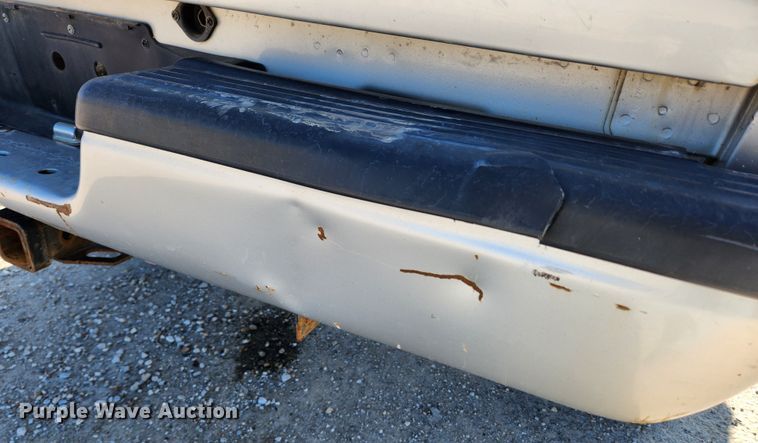 image for item KT9452 2002 Dodge Ram 2500  Quad Cab pickup truck