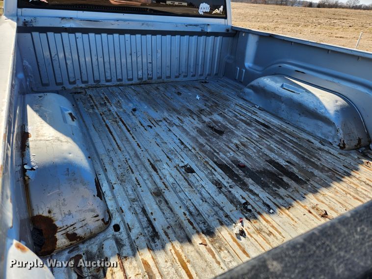 image for item KT9452 2002 Dodge Ram 2500  Quad Cab pickup truck