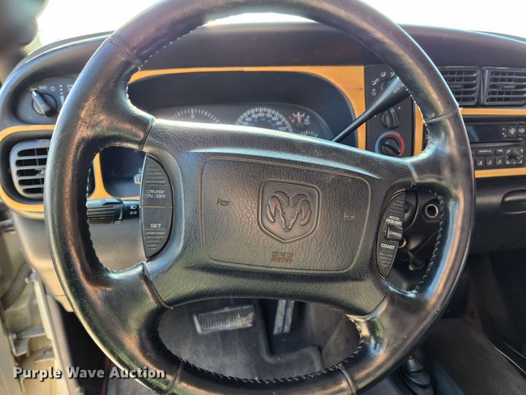 image for item KT9452 2002 Dodge Ram 2500  Quad Cab pickup truck