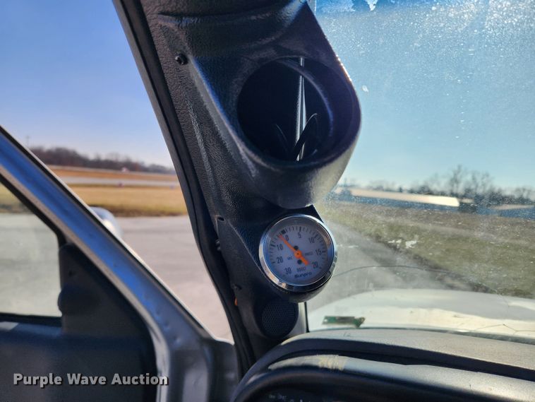 image for item KT9452 2002 Dodge Ram 2500  Quad Cab pickup truck