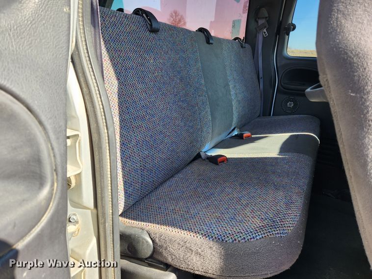 image for item KT9452 2002 Dodge Ram 2500  Quad Cab pickup truck