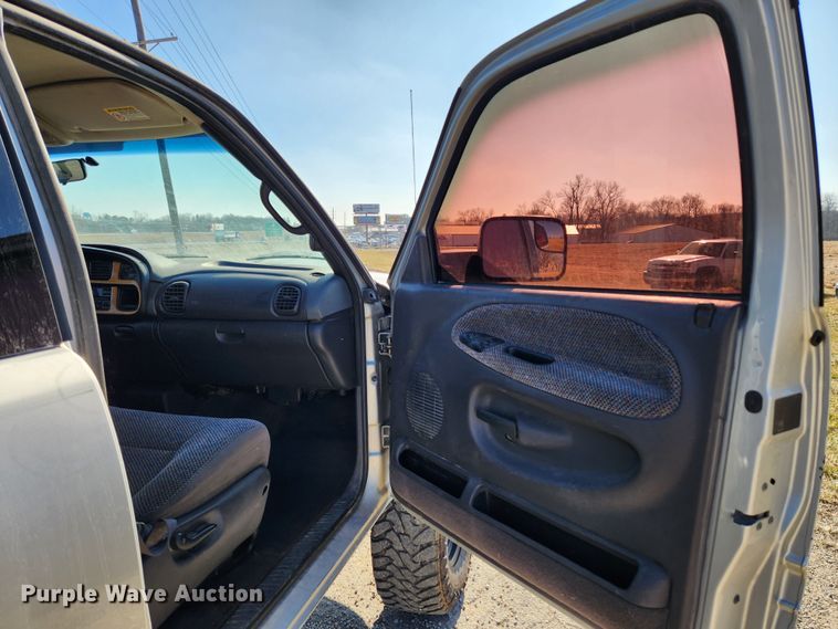 image for item KT9452 2002 Dodge Ram 2500  Quad Cab pickup truck