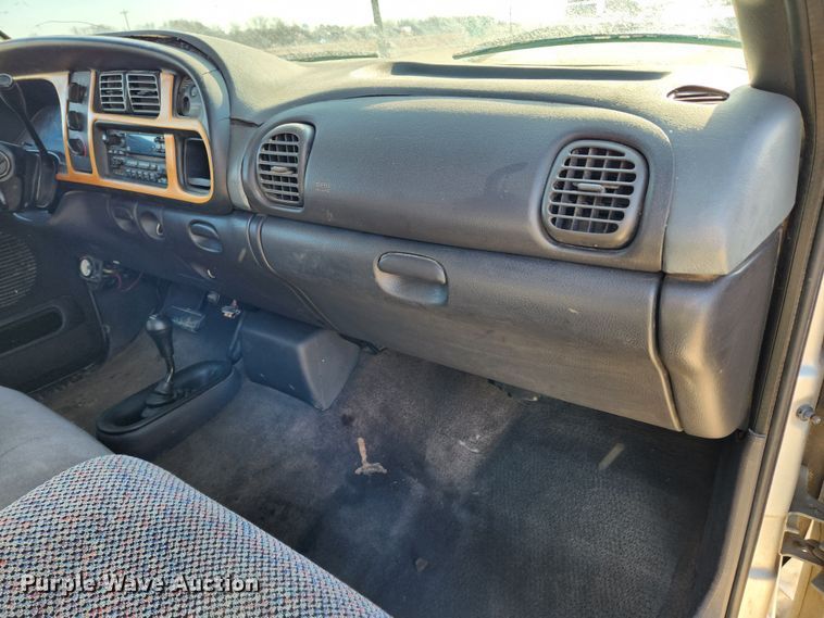 image for item KT9452 2002 Dodge Ram 2500  Quad Cab pickup truck