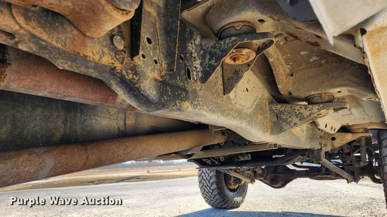 image for item KT9452 2002 Dodge Ram 2500  Quad Cab pickup truck