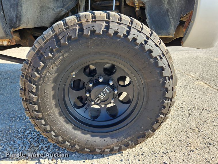 image for item KT9452 2002 Dodge Ram 2500  Quad Cab pickup truck