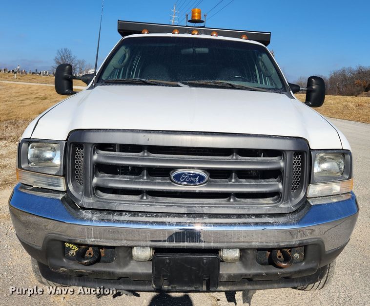 image for item KT9454 2003 Ford F450 Super Duty XL  dump flatbed truck