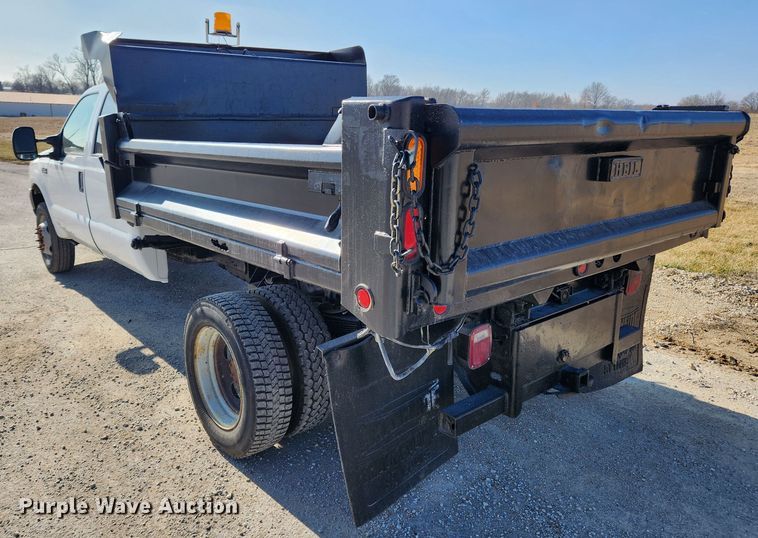 image for item KT9454 2003 Ford F450 Super Duty XL  dump flatbed truck