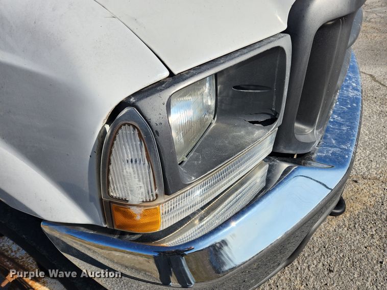 image for item KT9454 2003 Ford F450 Super Duty XL  dump flatbed truck