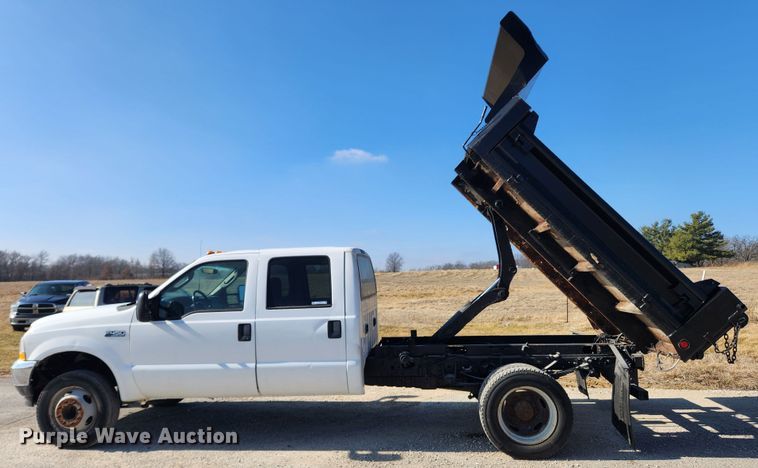 image for item KT9454 2003 Ford F450 Super Duty XL  dump flatbed truck