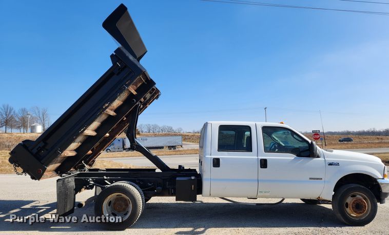 image for item KT9454 2003 Ford F450 Super Duty XL  dump flatbed truck