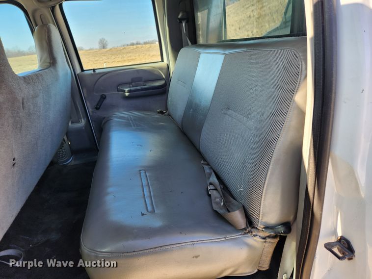 image for item KT9454 2003 Ford F450 Super Duty XL  dump flatbed truck