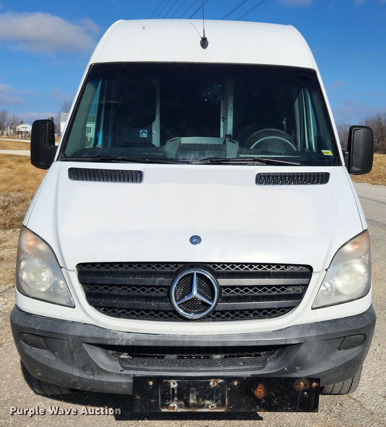 image for item KT9455 2011 Mercedes Benz Sprinter 2500  delivery van