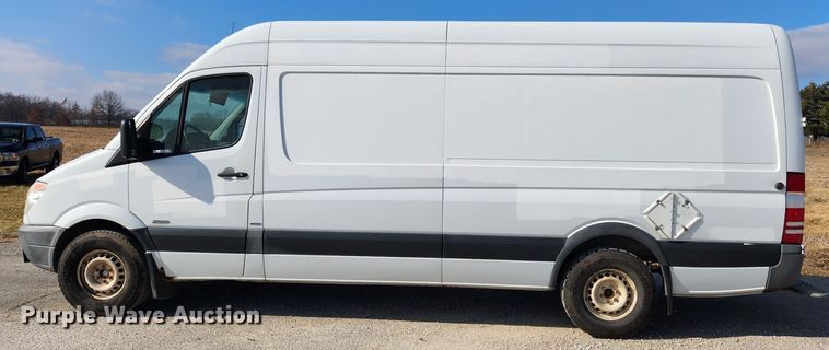 image for item KT9455 2011 Mercedes Benz Sprinter 2500  delivery van