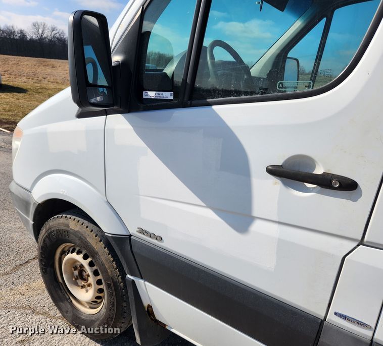 image for item KT9455 2011 Mercedes Benz Sprinter 2500  delivery van